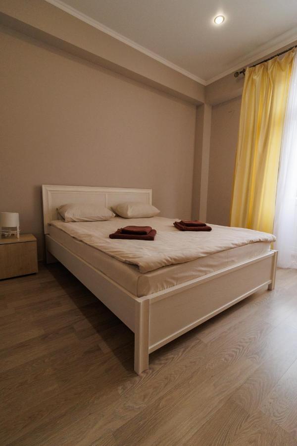 Apartments Na Beregu Sukhumi Exterior photo
